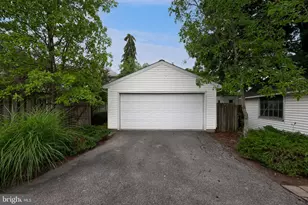26 W Lemon St, Lititz, PA 17543 - Photo 29