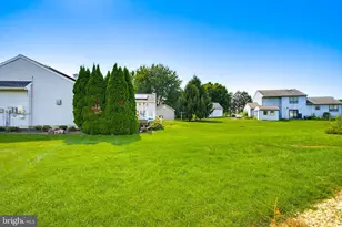 214 Mentzer Ave, New Holland, PA 17557 - Photo 41