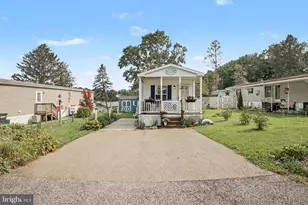 204 Maple Ln, New Providence, PA 17560 - Photo 5