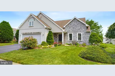 821 Cambridge Drive, Manheim, PA 17545 - Photo 1