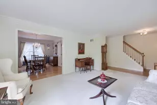 348 Squire Ln, Lititz, PA 17543 - Photo 7