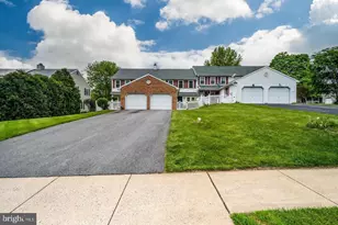 1766 Betz Farm Dr, Lancaster, PA 17603 - Photo 3
