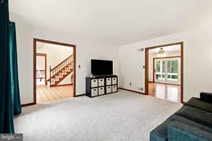 226 Dogwood Dr, Elizabethtown, PA 17022 - Photo 9