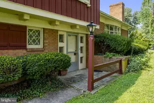 1230 Country Club Dr, Lancaster, PA 17601 - Photo 5