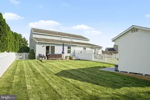 566 Daisy Dr, New Holland, PA 17557 - Photo 25