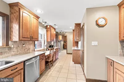 215 Wynwood Drive, Willow Street, PA 17584 - Photo 13