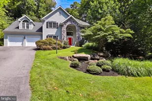 229 Poplar Ln, Elizabethtown, PA 17022 - Photo 1