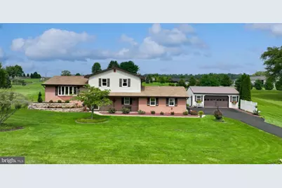 15 Sherrard Drive, Willow Street, PA 17584 - Photo 1