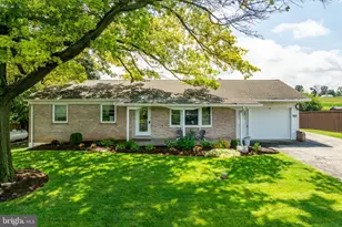 2542 Siegrist Rd, Ronks, PA 17572 - Photo 1
