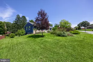 901 Sherry Ln, Lancaster, PA 17601 - Photo 39