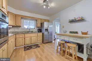 215 Main St, Akron, PA 17501 - Photo 19