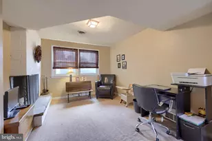 215 Main St, Akron, PA 17501 - Photo 25
