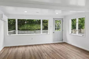 2210 Berkshire Rd, Lancaster, PA 17603 - Photo 3