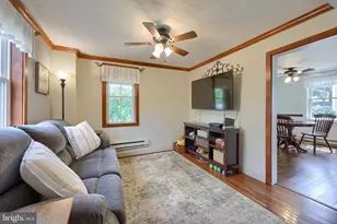 925 Maple St, Lititz, PA 17543 - Photo 29