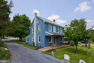 925 Maple St, Lititz, PA 17543 - Photo 3