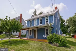925 Maple St, Lititz, PA 17543 - Photo 1