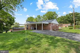 318 Diller Dr, Akron, PA 17501 - Photo 23
