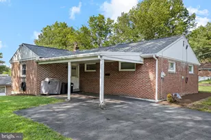 318 Diller Dr, Akron, PA 17501 - Photo 21