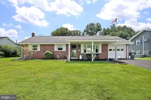 43 Marie Ave, Manheim, PA 17545 - Photo 1