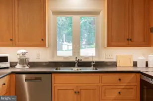 1241 Main St, Akron, PA 17501 - Photo 25