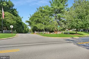 804 Country Pl Dr, Lancaster, PA 17601 - Photo 33