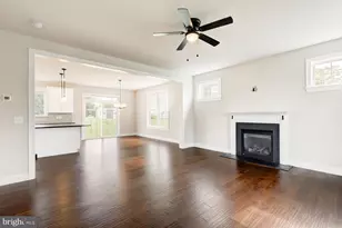 528 Spring Hollow Dr, New Holland, PA 17557 - Photo 7