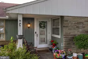 201 Murry Hill Dr, Lancaster, PA 17601 - Photo 5