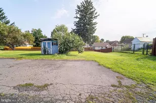 83 Hershey Ave, Lancaster, PA 17603 - Photo 25