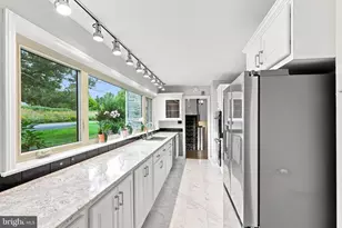 260 Blossom Hill Dr, Lancaster, PA 17601 - Photo 9