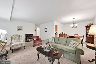 36 Valleybrook Dr, Lancaster, PA 17601 - Photo 11