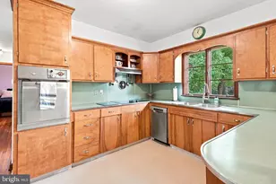 332 Ruth Ridge Dr, Lancaster, PA 17601 - Photo 11