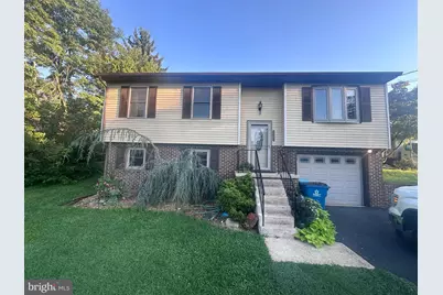 1751 Stonemill Drive, Elizabethtown, PA 17022 - Photo 1
