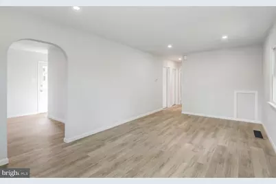 821 Wabank, Lancaster, PA 17603 - Photo 5