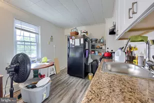 102 N Main St, Manheim, PA 17545 - Photo 11