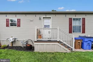 132 Amber Cir, New Holland, PA 17557 - Photo 25