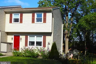 624 Mt Gretna Rd, Elizabethtown, PA 17022 - Photo 1