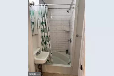 171 S Charlotte Street #4, Manheim, PA 17545 - Photo 3