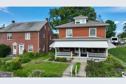 28 E Pine Street, Ephrata, PA 17522 - Photo 3
