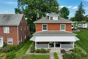 28 E Pine St, Ephrata, PA 17522 - Photo 5