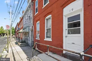 19 New Dorwart St, Lancaster, PA 17603 - Photo 3