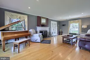 19 W King St, Ephrata, PA 17522 - Photo 17