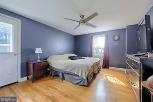 19 W King St, Ephrata, PA 17522 - Photo 29