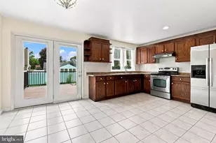111 Tanglewood Ln, Lancaster, PA 17601 - Photo 5