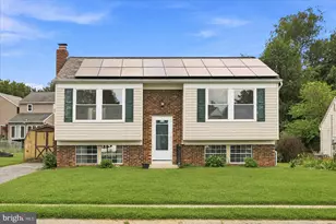 111 Tanglewood Ln, Lancaster, PA 17601 - Photo 1