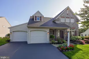 1077 Cambridge Dr, Manheim, PA 17545 - Photo 7