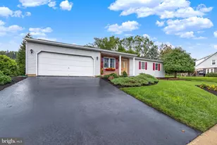 485 Howard Ave, Ephrata, PA 17522 - Photo 3