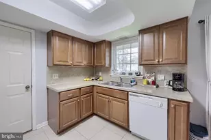 6411 Jeanette Dr, East Petersburg, PA 17520 - Photo 11