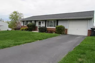 3157 Greenridge Dr, Lancaster, PA 17601 - Photo 1