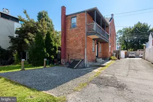 212 Howard Ave, Lancaster, PA 17602 - Photo 3