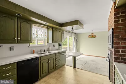 301 E Lancaster Avenue, Denver, PA 17517 - Photo 13